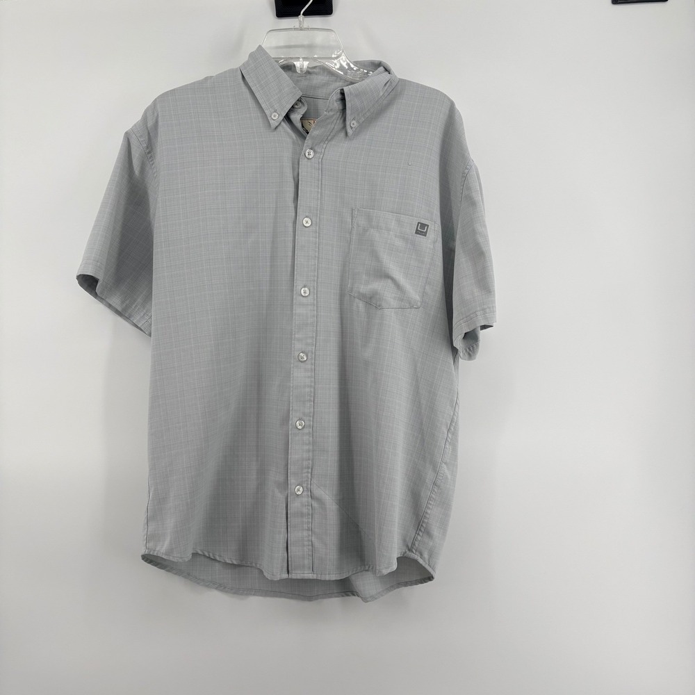 Huk‎ Fishing Men's Gray Plaid Short Sleeve Button Up Shirt Size M